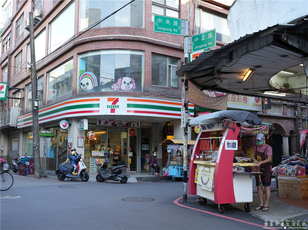 【桃園大溪。美食】『阿山哥麻糬卡打車』口味涮嘴多元！好吃麻糬小攤車現身！ @傻蛋夫妻生活札記