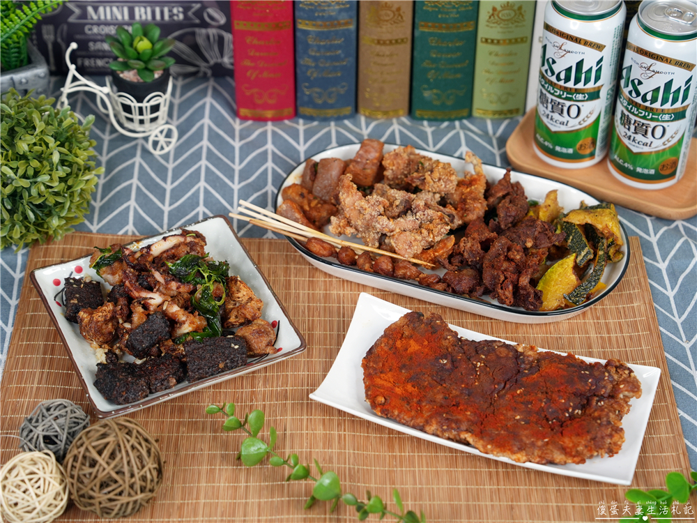 【台中北屯。美食】『吉品屋碳烤雞排』宵夜良伴！先炸後烤的涮嘴香噴碳烤雞排~ @傻蛋夫妻生活札記