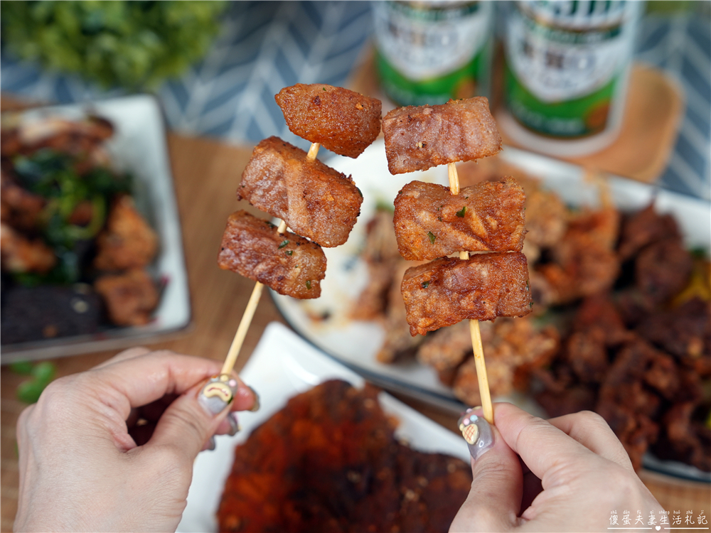 【台中北屯。美食】『吉品屋碳烤雞排』宵夜良伴！先炸後烤的涮嘴香噴碳烤雞排~ @傻蛋夫妻生活札記