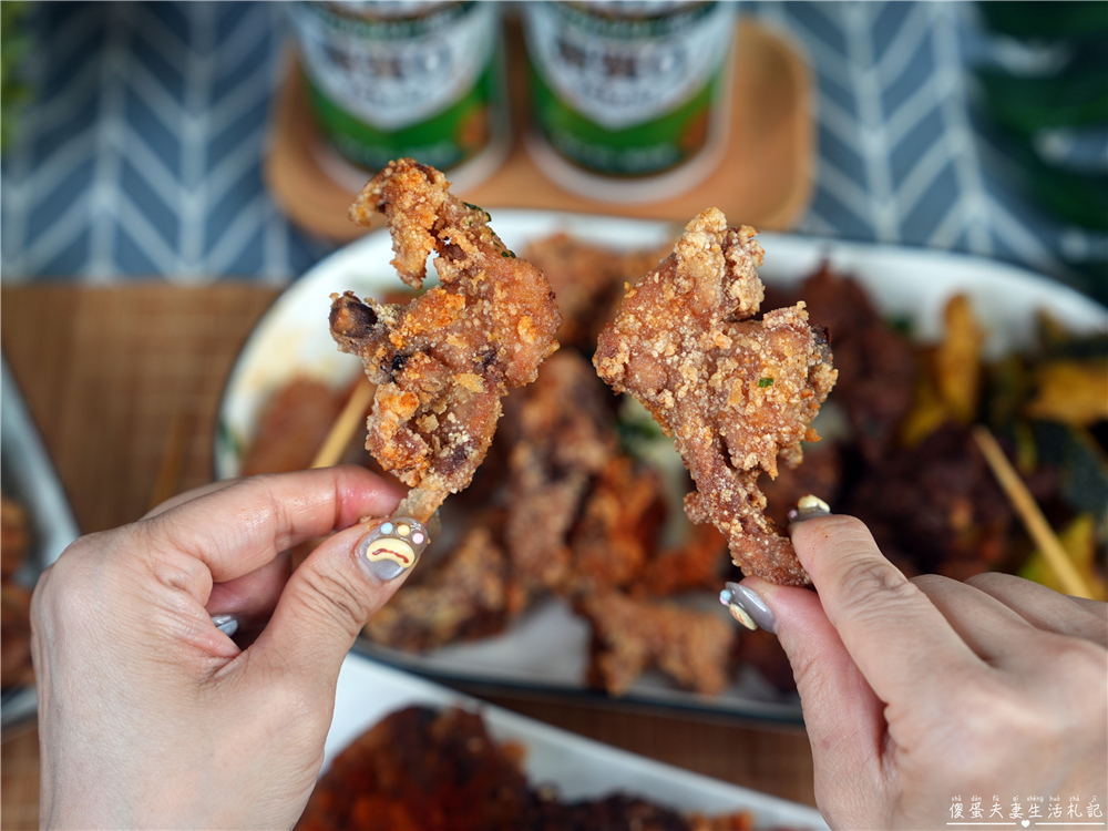 【台中北屯。美食】『吉品屋碳烤雞排』宵夜良伴！先炸後烤的涮嘴香噴碳烤雞排~ @傻蛋夫妻生活札記