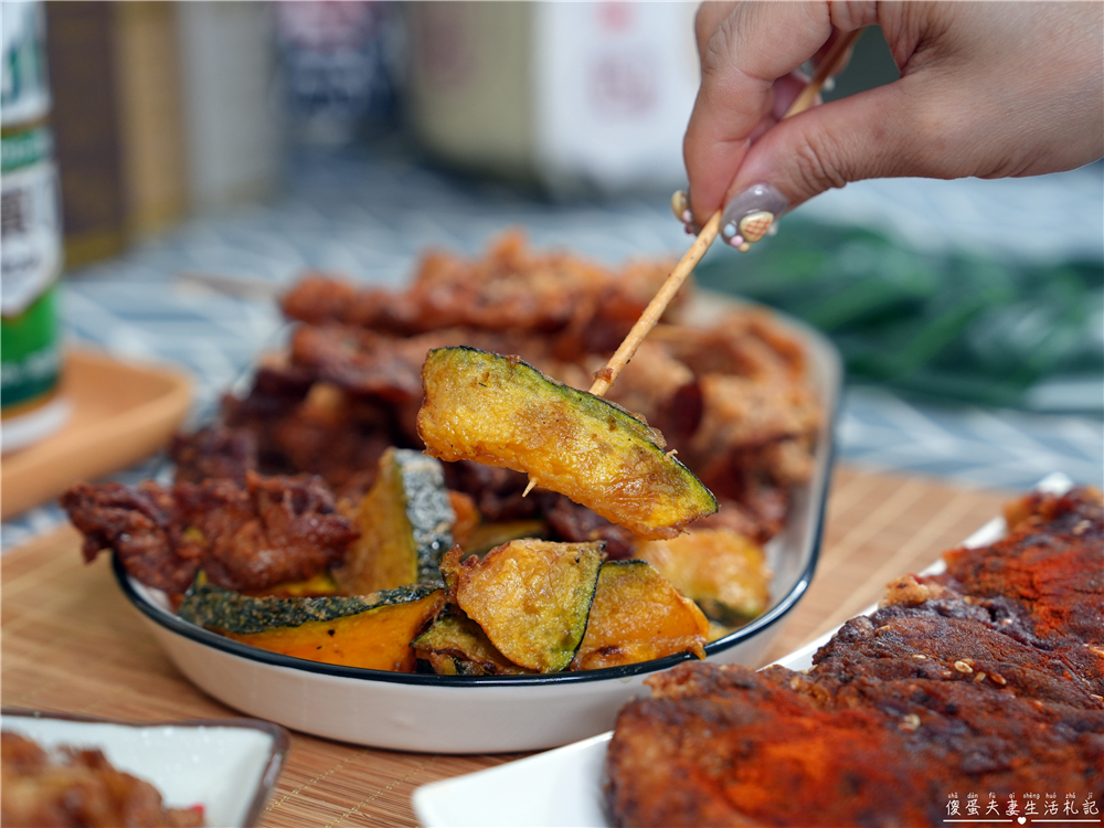 【台中北屯。美食】『吉品屋碳烤雞排』宵夜良伴！先炸後烤的涮嘴香噴碳烤雞排~ @傻蛋夫妻生活札記