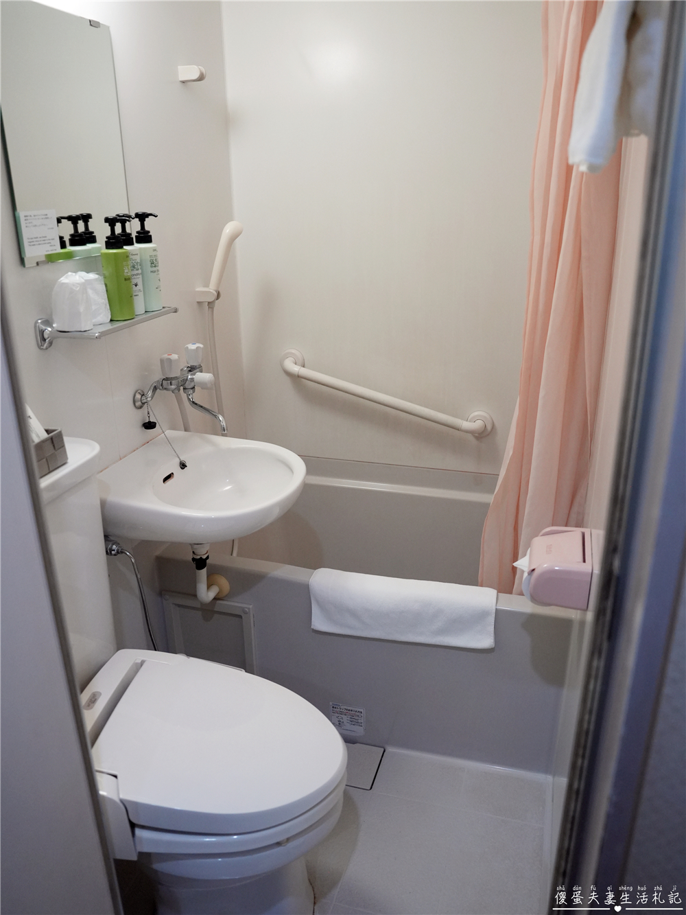 【日本東京。住宿】『ホテル丸谷 / Hotel Marutani』懷舊日式旅館！近車站、還有大浴場超放鬆~~ @傻蛋夫妻生活札記