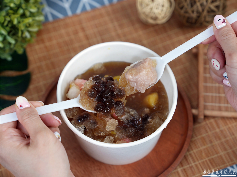 【台中北屯。美食】『團長古早味剉冰』古早味最對味！昌平夜市的小小挫冰攤~ @傻蛋夫妻生活札記