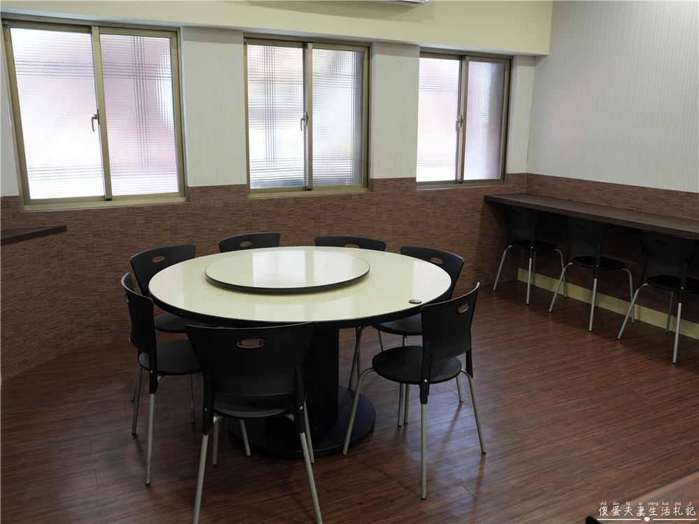 【苗栗竹南。美食】『十三棧麵食小館』宵夜場加開！博愛街上清爽的家常小吃~ @傻蛋夫妻生活札記