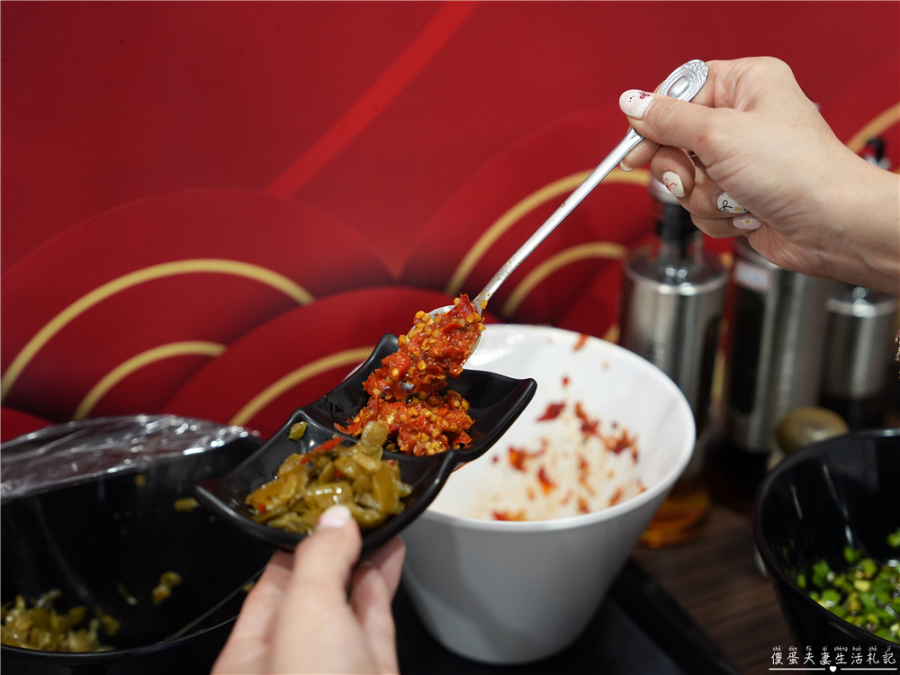 【苗栗竹南。美食】『十三棧麵食小館』宵夜場加開！博愛街上清爽的家常小吃~ @傻蛋夫妻生活札記