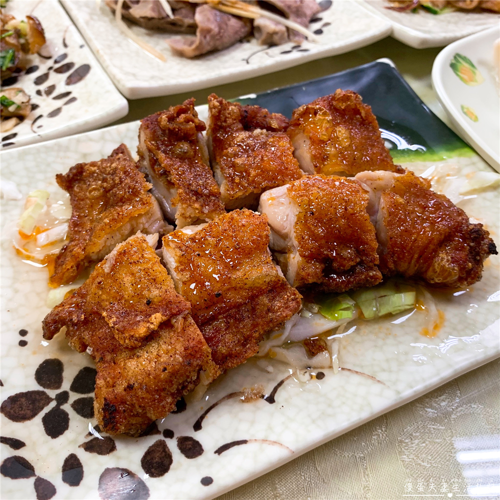 【苗栗市美食】『天涯海餃』特色四季豆煎餃！多樣化涼拌小菜與美味餐點！ @傻蛋夫妻生活札記