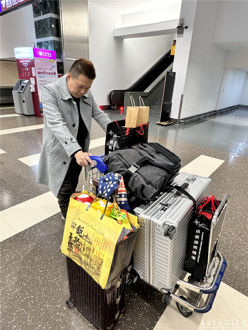 【日本關西+中部】『13天自由行全紀錄』關西、中部地區自由行，行程、戰利品推薦！大阪、京都、名古屋、岐阜好吃好玩的全記錄！ @傻蛋夫妻生活札記