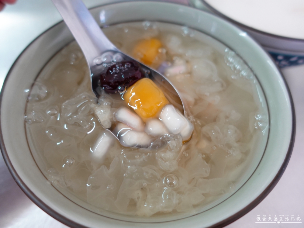 【苗栗市美食】『68花生仁湯』手工現煮！綿密軟嫩、清涼滑順的花生仁湯與冰糖銀耳！ @傻蛋夫妻生活札記