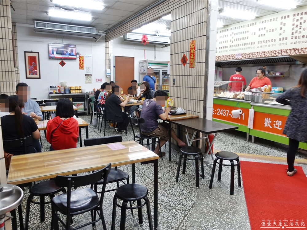 【台中北屯美食】『永和四海豆漿大王-東山店』早餐、宵夜就決定是你了！狂推超好吃豬排生菜蛋燒餅！ @傻蛋夫妻生活札記