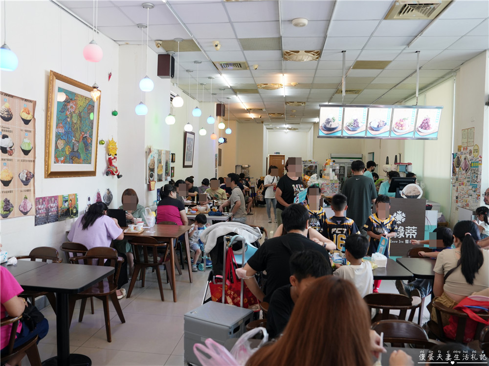 【苗栗竹南。美食】『夏綠蒂雪花冰』口味多元豐富！竹南運動公園旁的老字號雪花冰！ @傻蛋夫妻生活札記