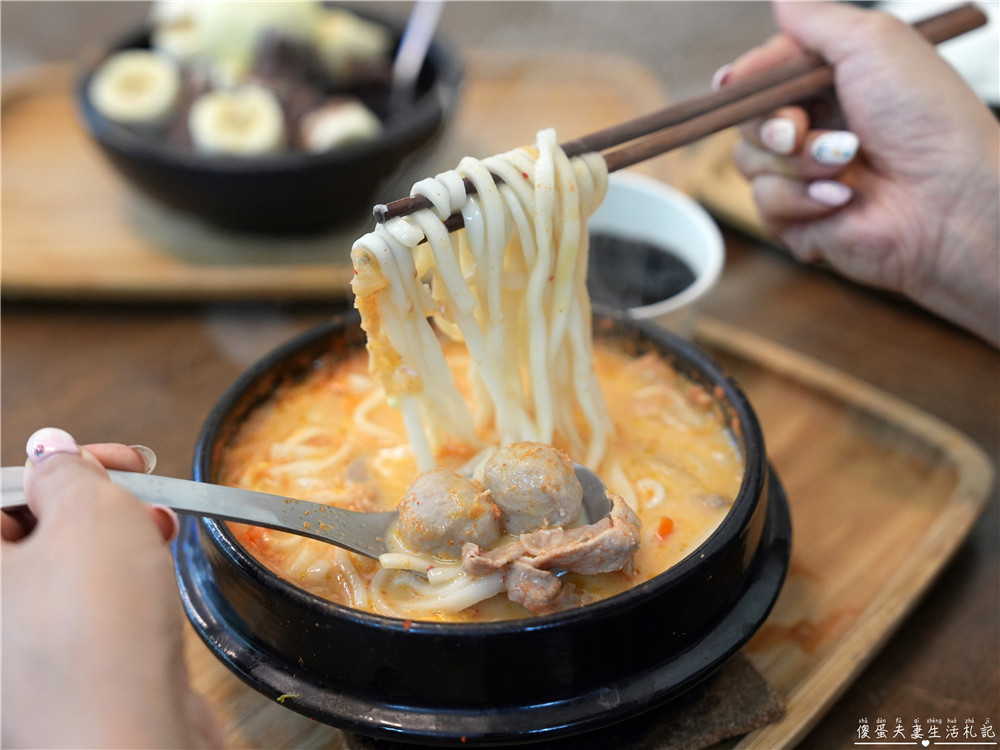 【苗栗竹南。美食】『夏綠蒂雪花冰』口味多元豐富！竹南運動公園旁的老字號雪花冰！ @傻蛋夫妻生活札記