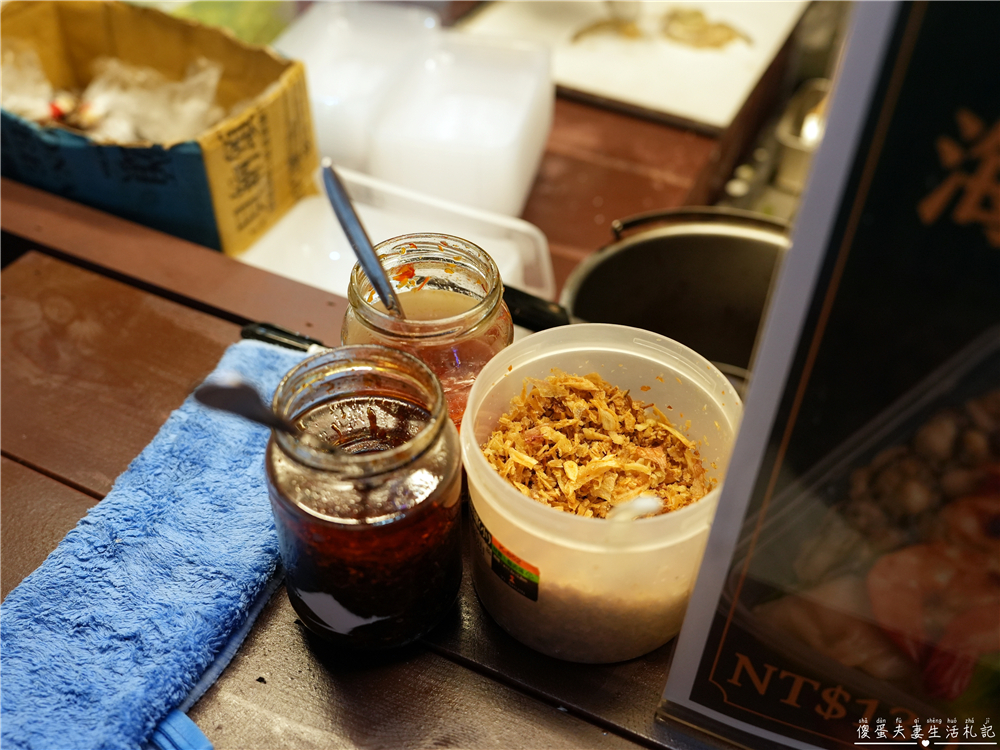 【台中北區。美食】『一口腸粉』現點現蒸！一中街口味多元的腸粉專賣小攤位~ @傻蛋夫妻生活札記