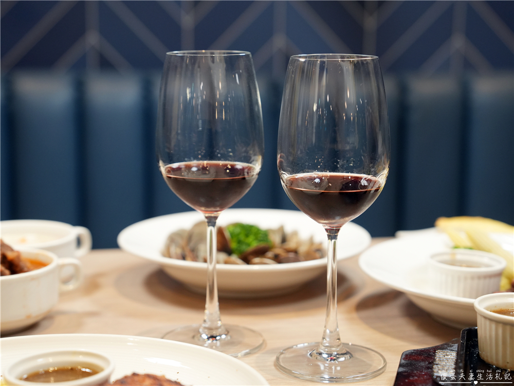 【苗栗頭份。美食】『瀧厚炙燒熟成牛排-苗栗頭份大全聯店』全台人氣連鎖牛排，頭份也吃得到！雙人套餐輕鬆享受，自助吧也是誠意十足！ @傻蛋夫妻生活札記