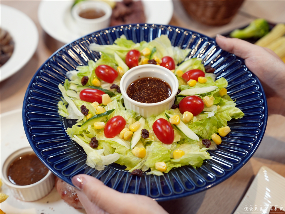 【苗栗頭份。美食】『瀧厚炙燒熟成牛排-苗栗頭份大全聯店』全台人氣連鎖牛排，頭份也吃得到！雙人套餐輕鬆享受，自助吧也是誠意十足！ @傻蛋夫妻生活札記