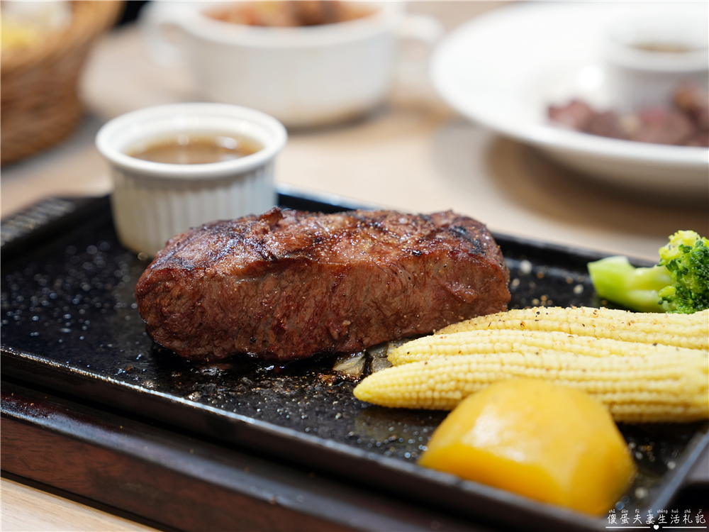【苗栗頭份。美食】『瀧厚炙燒熟成牛排-苗栗頭份大全聯店』全台人氣連鎖牛排，頭份也吃得到！雙人套餐輕鬆享受，自助吧也是誠意十足！ @傻蛋夫妻生活札記