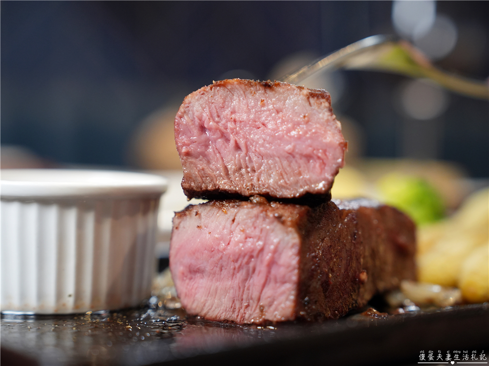 【苗栗頭份。美食】『瀧厚炙燒熟成牛排-苗栗頭份大全聯店』全台人氣連鎖牛排，頭份也吃得到！雙人套餐輕鬆享受，自助吧也是誠意十足！ @傻蛋夫妻生活札記