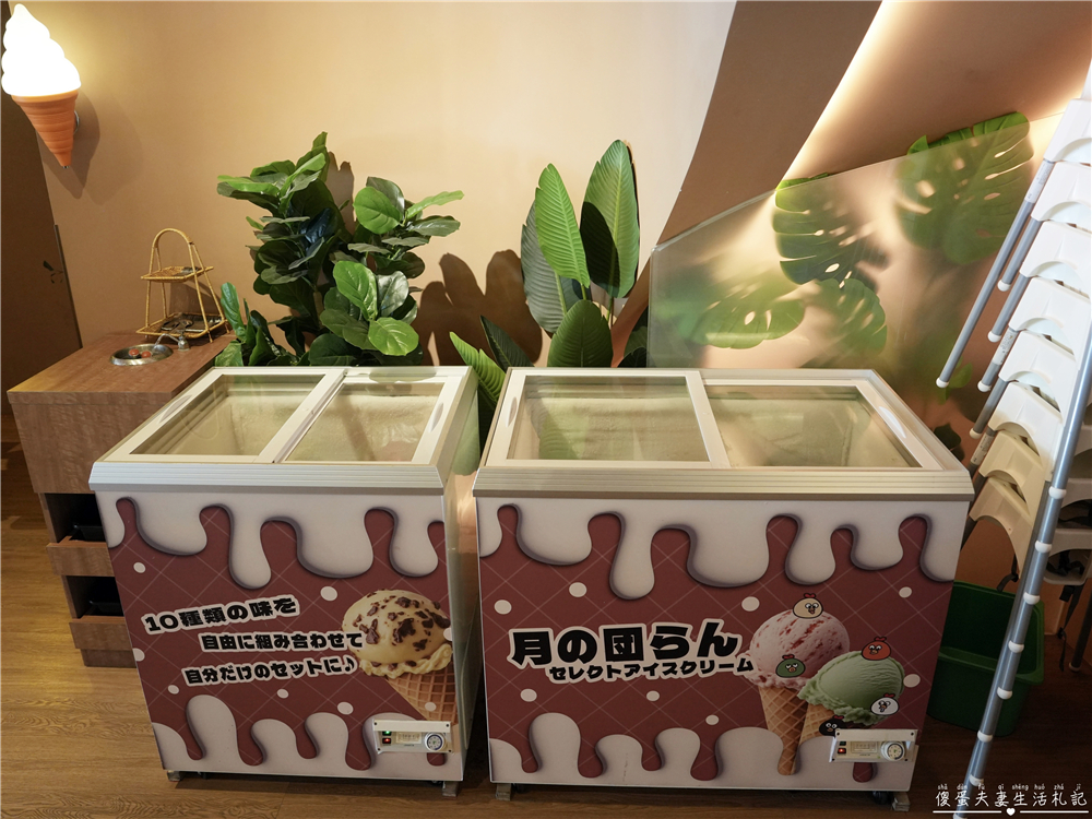 【台中西區。美食】『月團圓雞湯火鍋-台中美術園道店』個人鴛鴦火鍋爽爽吃，還有超豐盛自助吧無限吃到飽！台中寵物友善、包廂餐廳！ @傻蛋夫妻生活札記