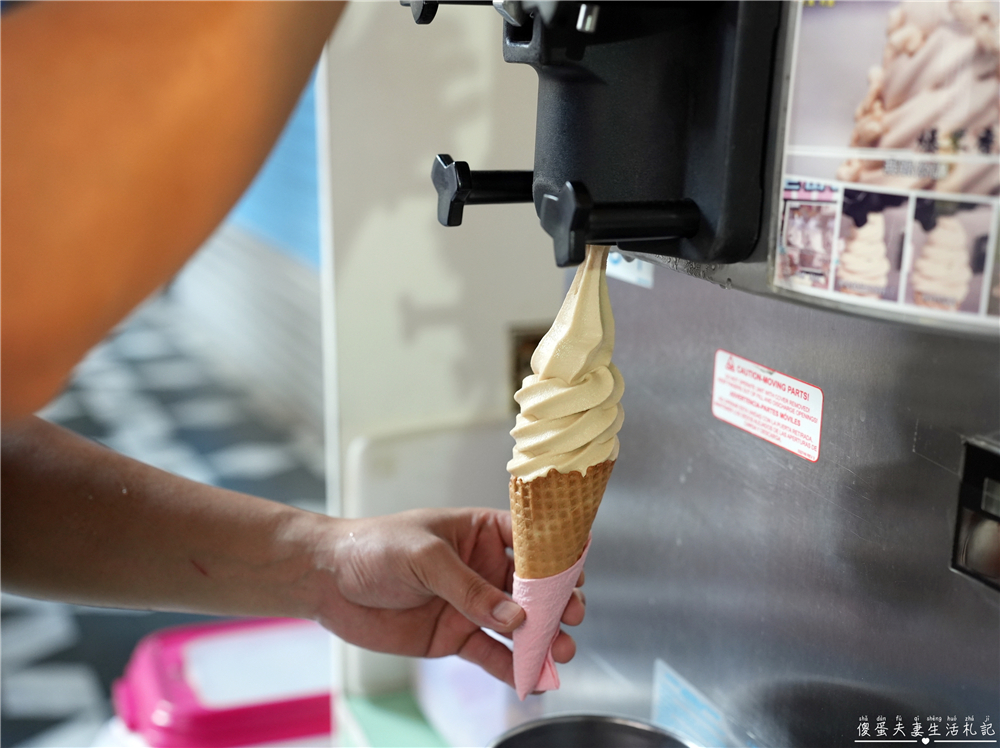 【桃園大溪。美食】『正豐米麩』米香尬霜淇淋！大溪老街的超特色米麩老店~ @傻蛋夫妻生活札記