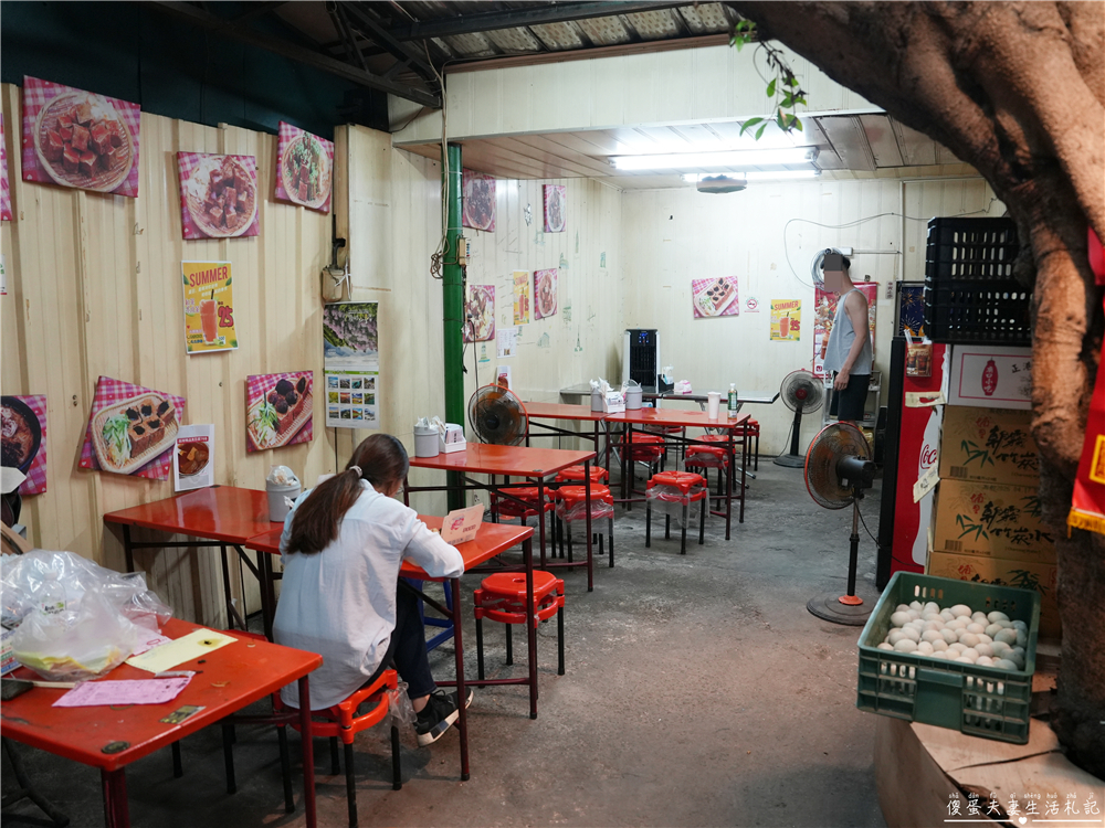 【台中北屯。美食】『榕星臭豆腐』超特色炸彈臭豆腐！昌平夜市的超夯人氣小吃！ @傻蛋夫妻生活札記