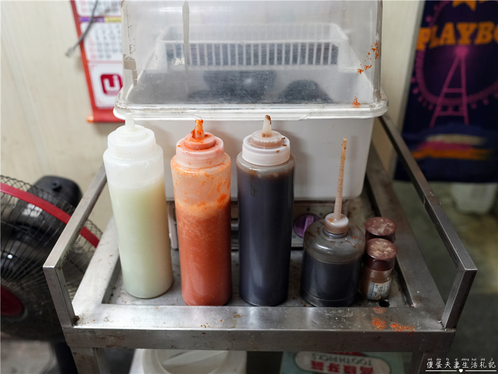 【台中北屯。美食】『榕星臭豆腐』超特色炸彈臭豆腐！昌平夜市的超夯人氣小吃！ @傻蛋夫妻生活札記