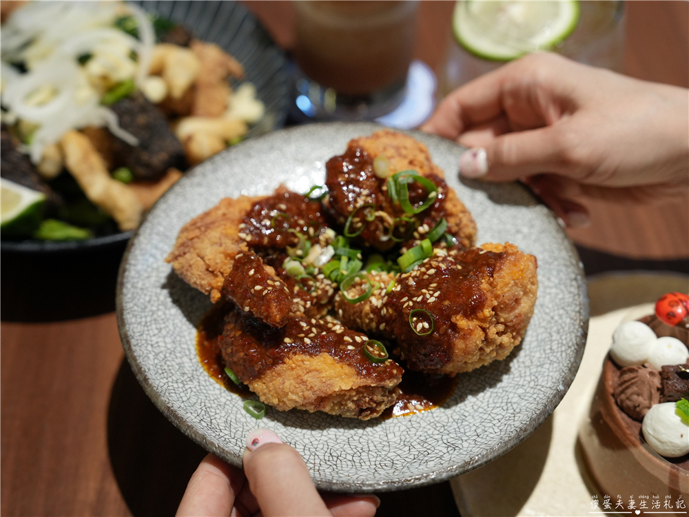 【台中南屯。美食】『茶馬司訪山茶店』未來感主題餐廳！不限時的寵物友善茶館！ @傻蛋夫妻生活札記