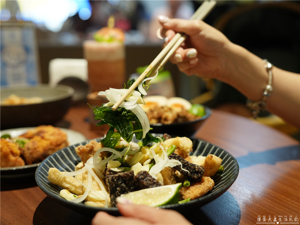 【台中南屯。美食】『茶馬司訪山茶店』未來感主題餐廳！不限時的寵物友善茶館！ @傻蛋夫妻生活札記