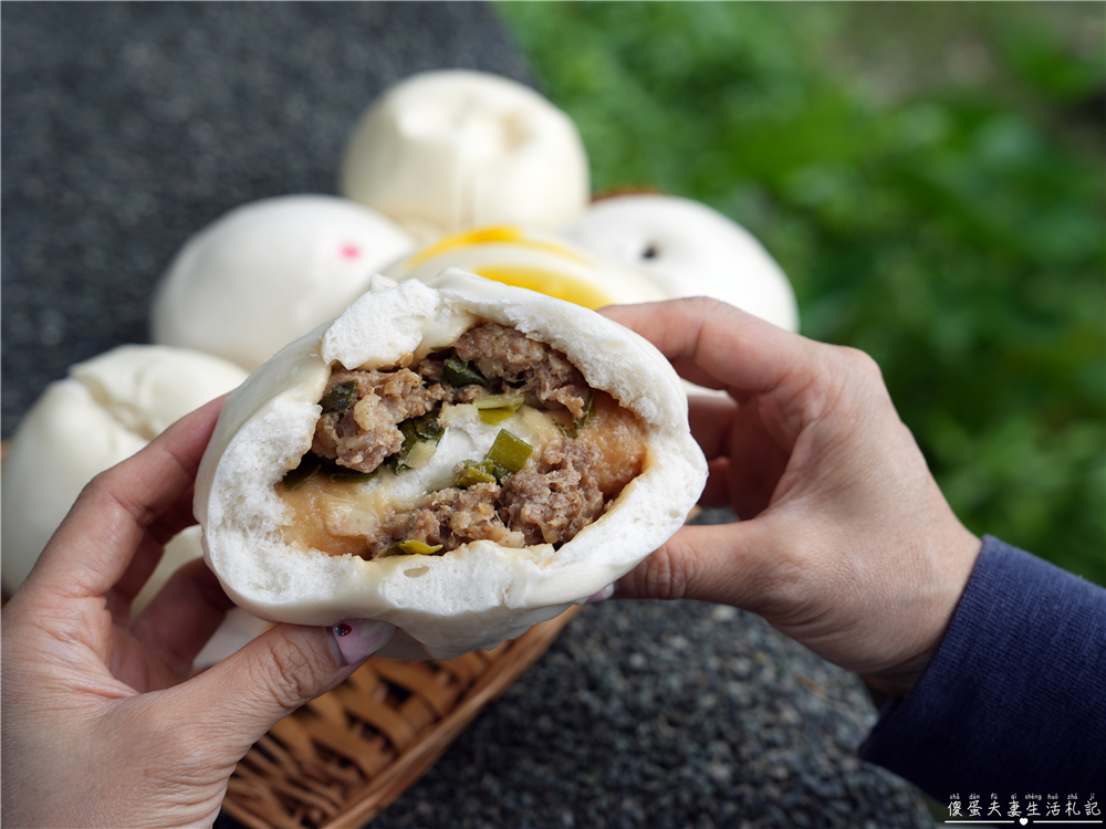 【苗栗市。美食】『麥德加專業饅頭-苗栗店』口感紮實勁道！實力派的連鎖包子饅頭店~ @傻蛋夫妻生活札記