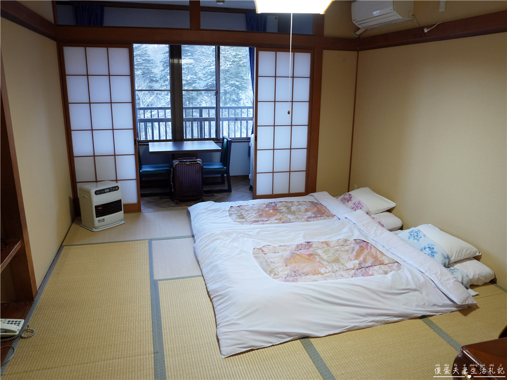 【日本栃木。住宿】『奥塩原元湯 大出館』日本唯一！墨の湯與五色の湯的秘湯體驗！ @傻蛋夫妻生活札記