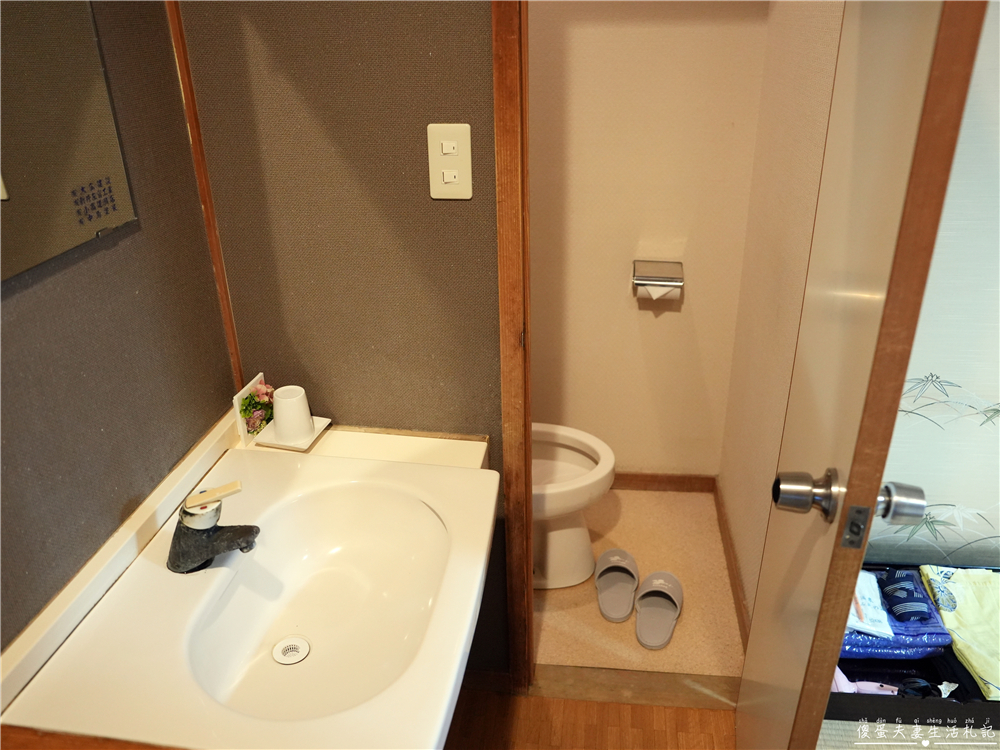 【日本栃木。住宿】『奥塩原元湯 大出館』日本唯一！墨の湯與五色の湯的秘湯體驗！ @傻蛋夫妻生活札記