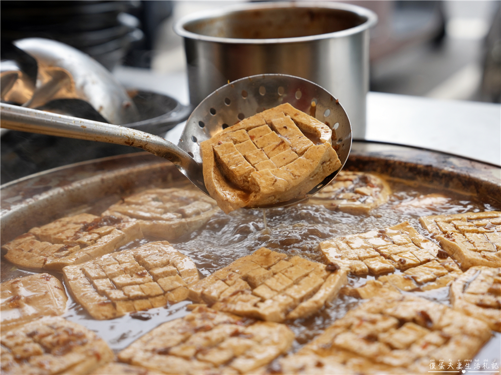 【台中逢甲商圈。懶人包】19家美食大蒐集！台中超人氣商圈美食集合！ @傻蛋夫妻生活札記