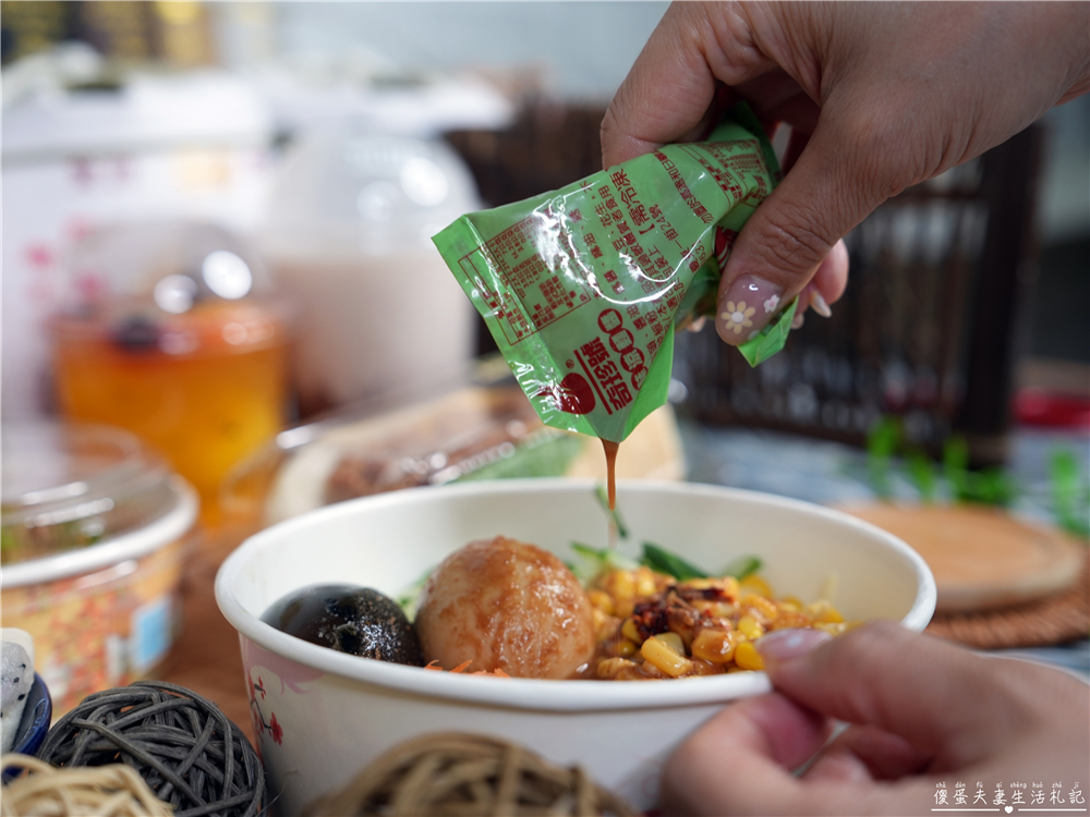 【台中東區。美食】『幸運找餐潛艇堡三明治專賣』不夠早吃不到！藏在建國市場的超猛三明治專賣店！ @傻蛋夫妻生活札記