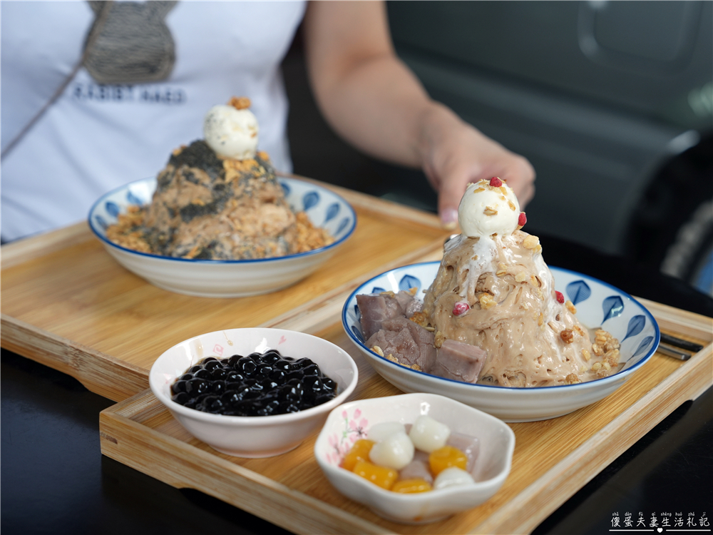 【台中北屯。美食】『拾六雪冰舖』消暑涮嘴！東山黃昏市場旁的雪花冰專賣店！ @傻蛋夫妻生活札記