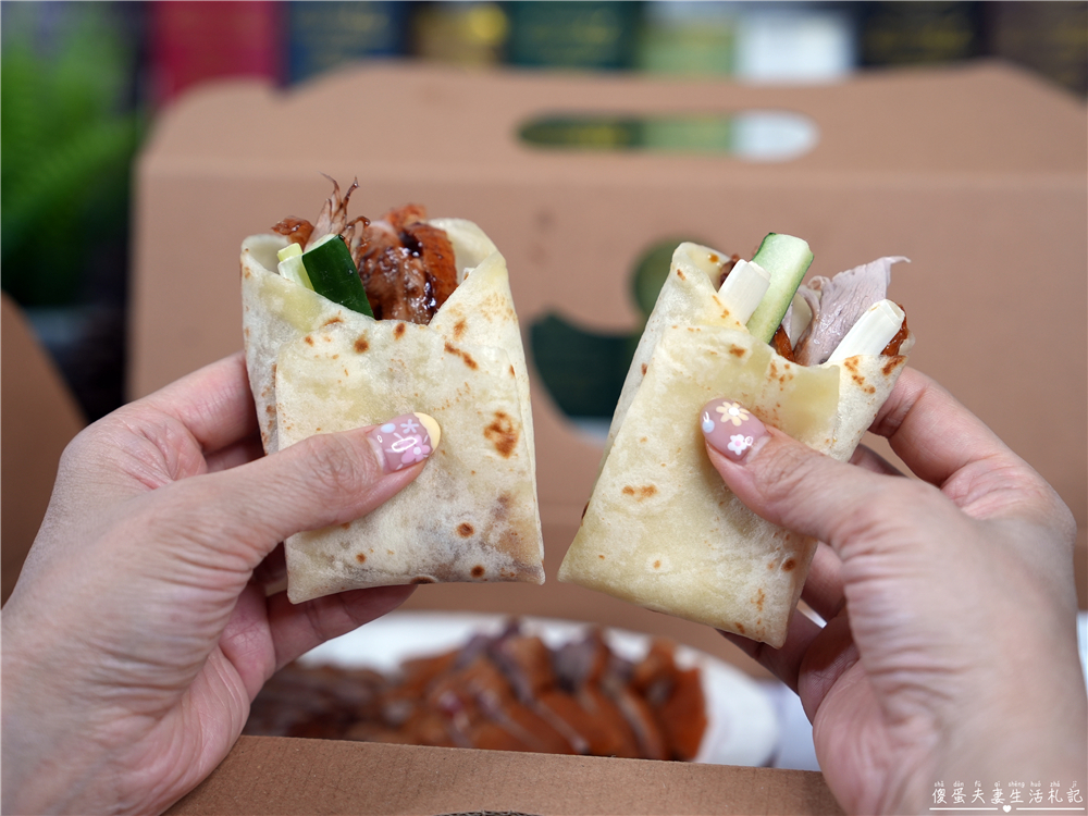 【台中西區。美食】『小鴨片』人氣外帶烤鴨專賣！片鴨、捲餅、各式鴨架料理樣樣誘人！ @傻蛋夫妻生活札記