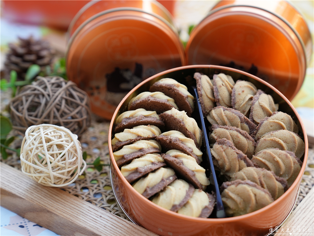 【台中伴手禮。懶人包】台中伴手禮買什麼?14間伴手禮大蒐集！逢年過節送禮清單出爐！ @傻蛋夫妻生活札記