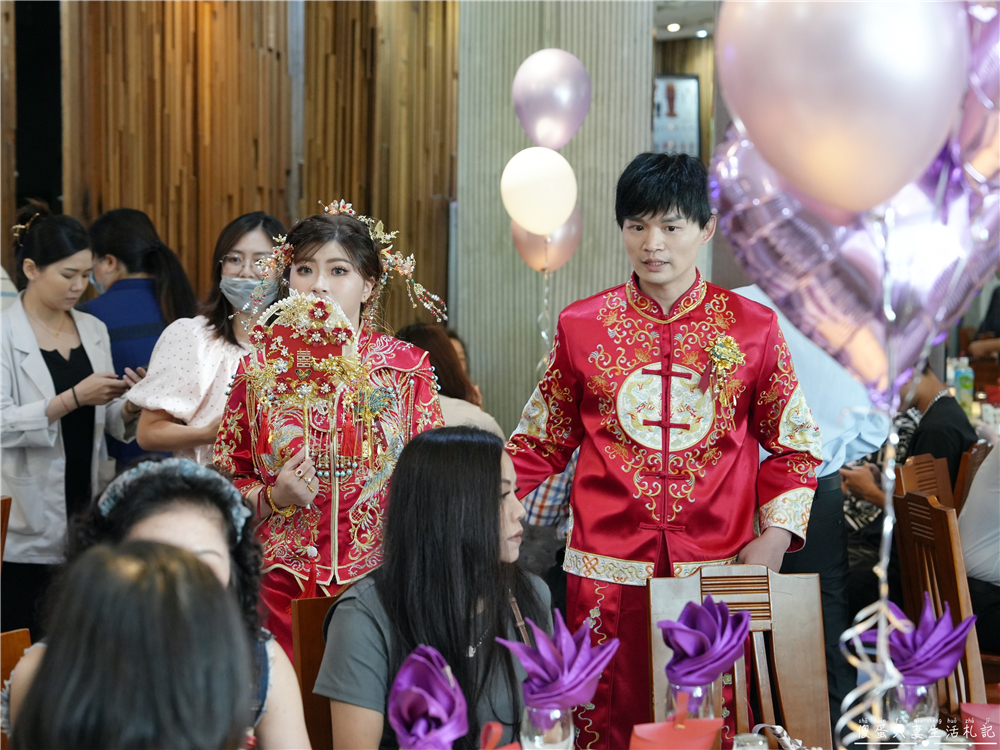 【桃園大溪。婚宴】『海宴餐廳』幸福洋溢的婚禮紀實！好同事的人生大事！ @傻蛋夫妻生活札記
