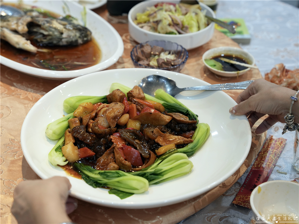 【桃園大溪。婚宴】『海宴餐廳』幸福洋溢的婚禮紀實！好同事的人生大事！ @傻蛋夫妻生活札記