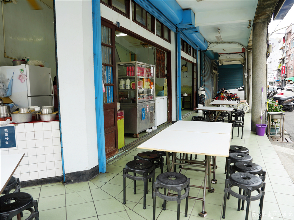 【苗栗頭份。美食】『建成冰菓室』在地人氣剉冰老店！超澎派雜冰、傳統古早味就在這！ @傻蛋夫妻生活札記
