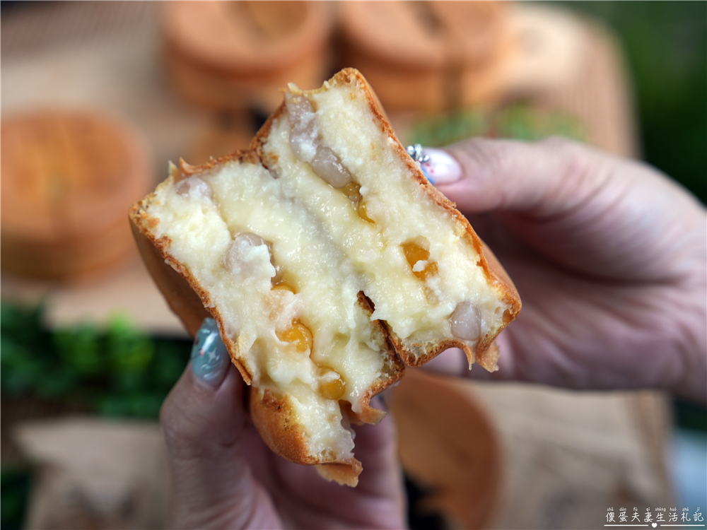 【苗栗頭份。美食】『一分錢一分貨-苗栗頭份店』內餡飽滿不甜膩！人氣爆棚的車輪餅進駐頭份！ @傻蛋夫妻生活札記