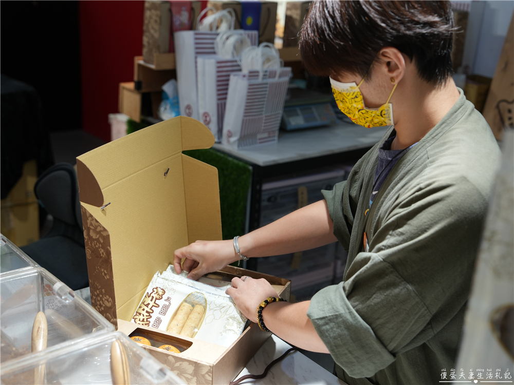 【台中伴手禮。懶人包】台中伴手禮買什麼?14間伴手禮大蒐集！逢年過節送禮清單出爐！ @傻蛋夫妻生活札記