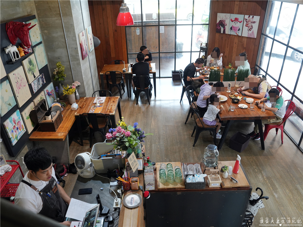 【台中西屯。美食】『春三朝午』夏季限定！井字芒果飲品vs起司爆擊牽絲義式燉飯霸氣登場！逢甲早午餐推薦~~ @傻蛋夫妻生活札記