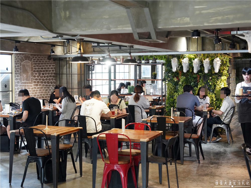 【台中西屯。美食】『春三朝午』夏季限定！井字芒果飲品vs起司爆擊牽絲義式燉飯霸氣登場！逢甲早午餐推薦~~ @傻蛋夫妻生活札記