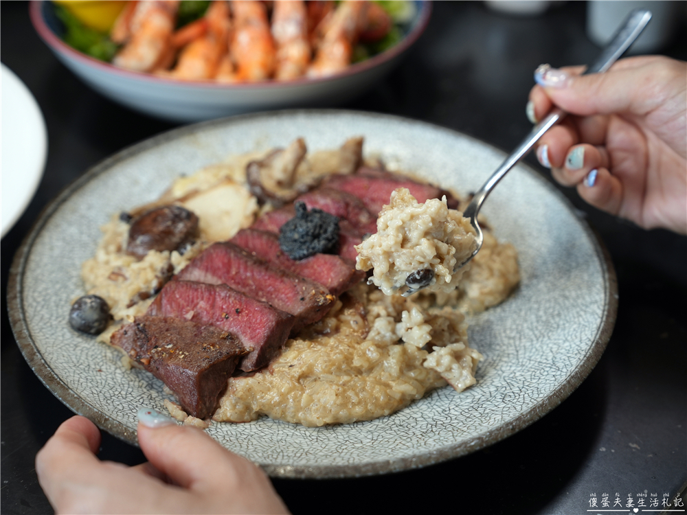 【台中西屯。美食】『春三朝午』夏季限定！井字芒果飲品vs起司爆擊牽絲義式燉飯霸氣登場！逢甲早午餐推薦~~ @傻蛋夫妻生活札記