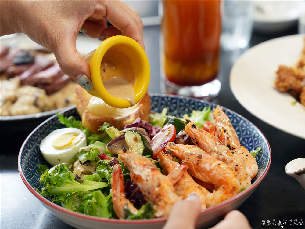 【台中西屯。美食】『春三朝午』夏季限定！井字芒果飲品vs起司爆擊牽絲義式燉飯霸氣登場！逢甲早午餐推薦~~ @傻蛋夫妻生活札記