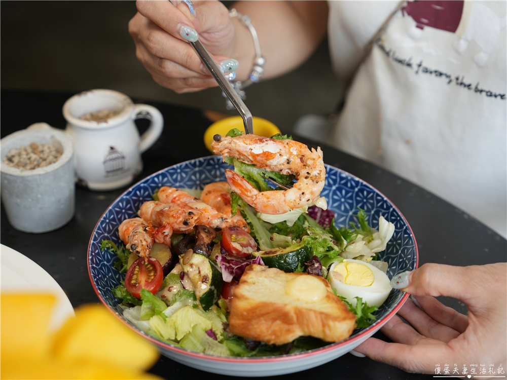 【台中西屯。美食】『春三朝午』夏季限定！井字芒果飲品vs起司爆擊牽絲義式燉飯霸氣登場！逢甲早午餐推薦~~ @傻蛋夫妻生活札記