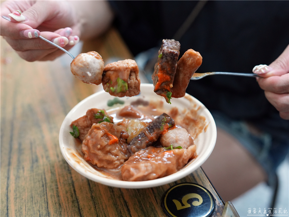 【台中逢甲商圈。懶人包】19家美食大蒐集！台中超人氣商圈美食集合！ @傻蛋夫妻生活札記