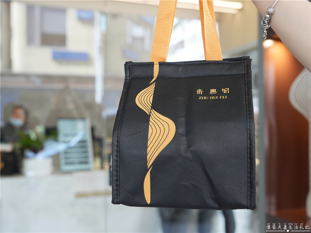 【台中伴手禮。懶人包】台中伴手禮買什麼?14間伴手禮大蒐集！逢年過節送禮清單出爐！ @傻蛋夫妻生活札記