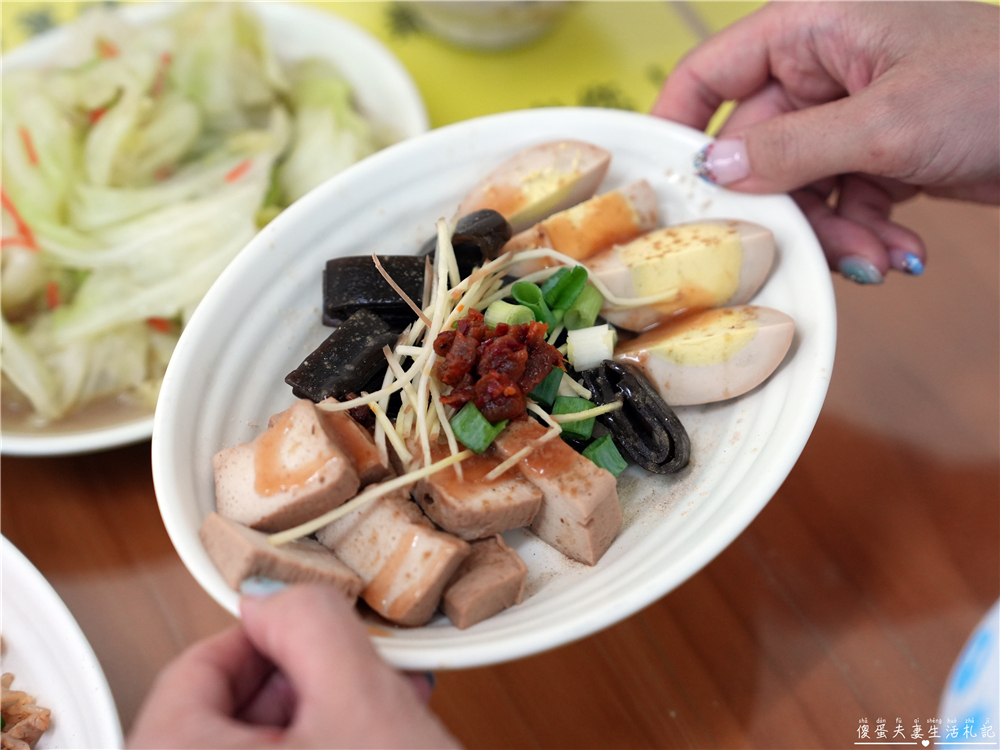 【苗栗頭份。美食】『御膳廚房』超猛功夫炒飯！粒粒分明、鑊氣十足的炒飯小吃！ @傻蛋夫妻生活札記