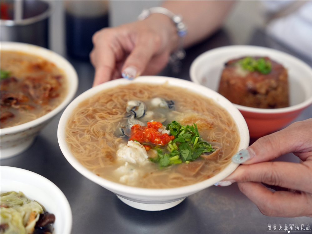 【苗栗竹南。美食】『廟口麵線』隱藏在竹南五穀宮的涮嘴小吃~ @傻蛋夫妻生活札記