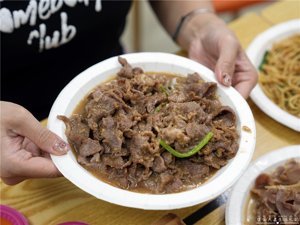 【苗栗市。美食】『六小福林記炒羊肉』白飯殺手！鹹香鮮嫩且不羶的羊肉料理專賣！連怕羊味的人都愛~~ @傻蛋夫妻生活札記