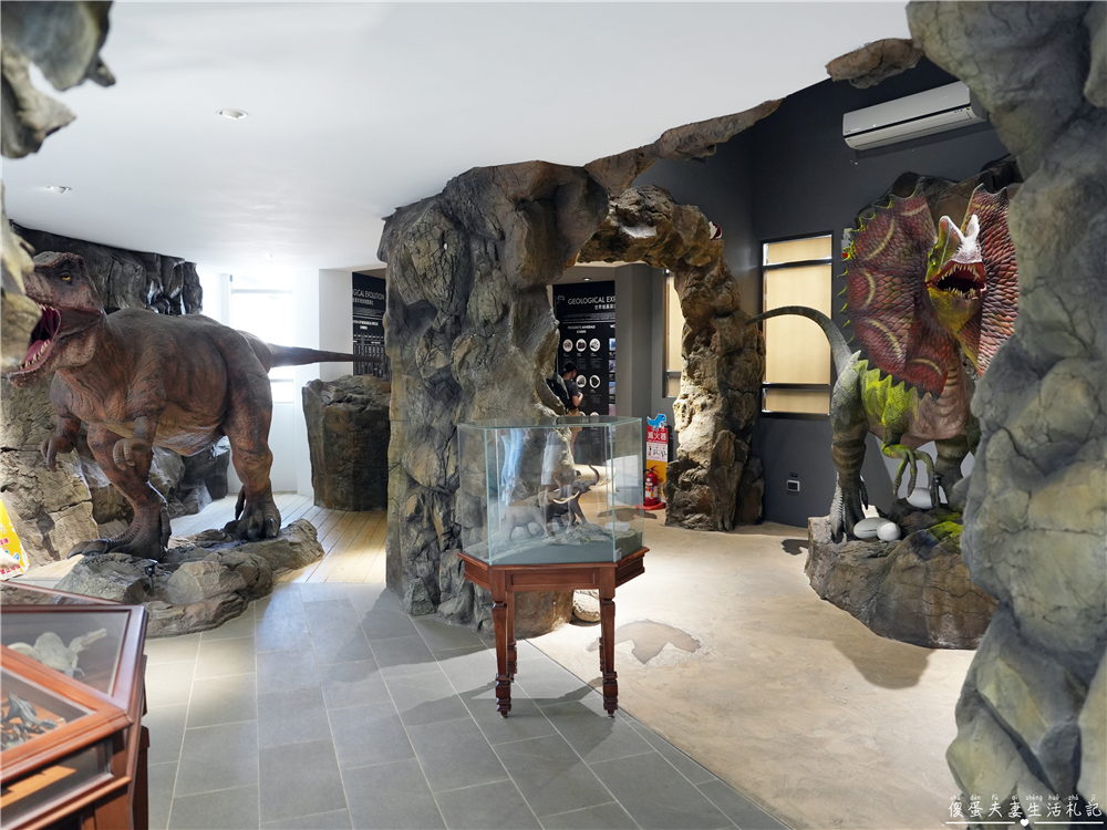 【澎湖西嶼。景點】『小門地質探索館+鯨魚洞』吼門之珠！澎湖小門嶼的經典景點~ @傻蛋夫妻生活札記